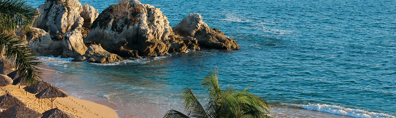 Huatulco Vacation Packages | Resorts